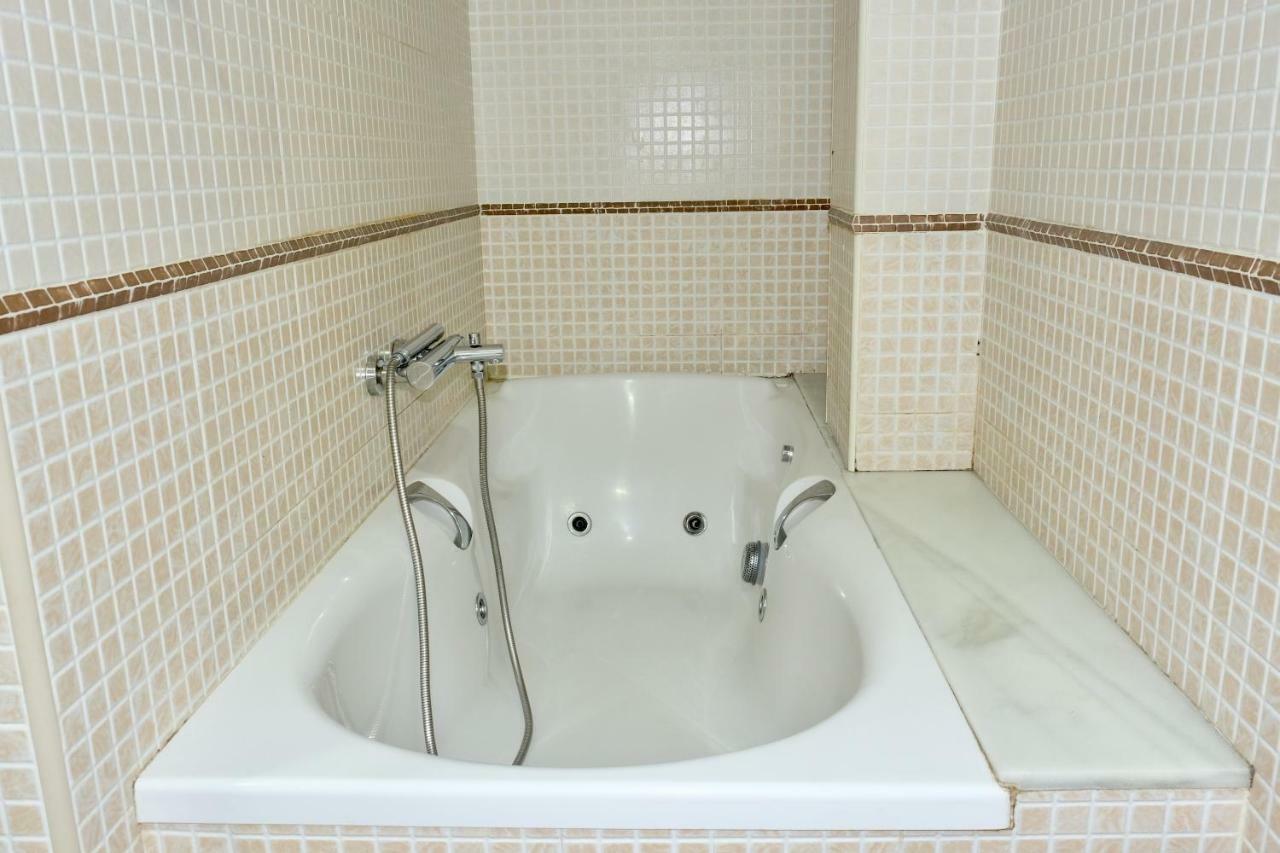 Apartment Port Forum バルセロナ エクステリア 写真